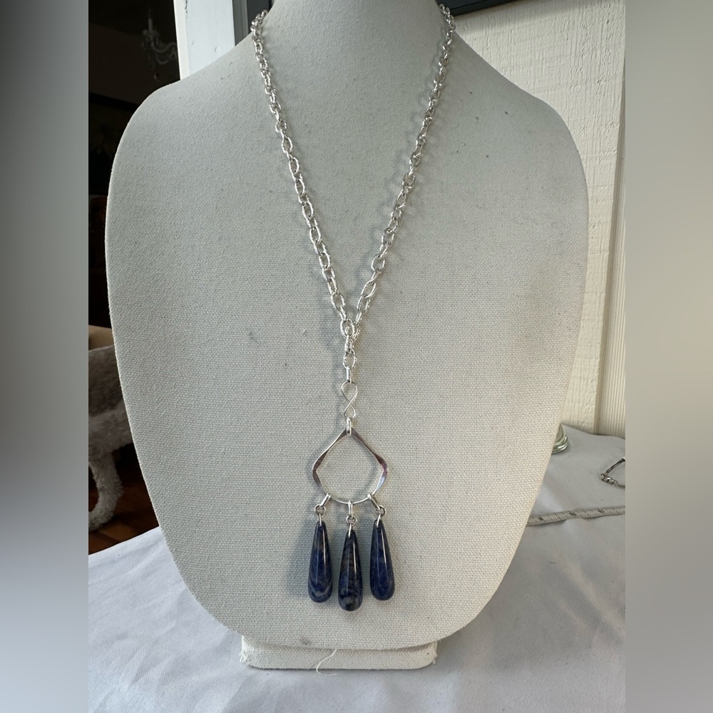 Silvertone minimalist Lapis dangle necklace